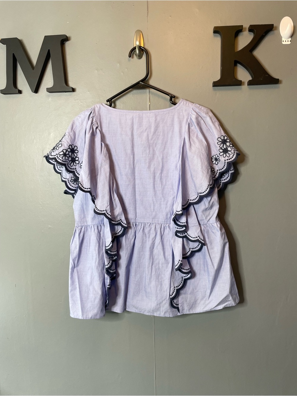 Kate Spade Daisy Embroidered Top Ruffle Blouse size large - Picture 9 of 12